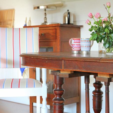Cozy Cottage In Bergen With Terrace Extérieur photo